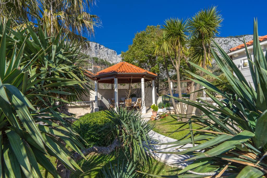 Apartments Anna Omiš Dış mekan fotoğraf