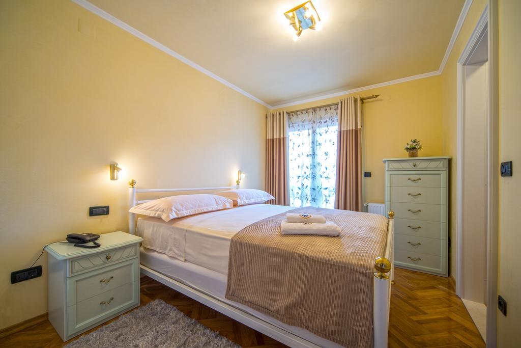 Apartments Anna Omiš Oda fotoğraf