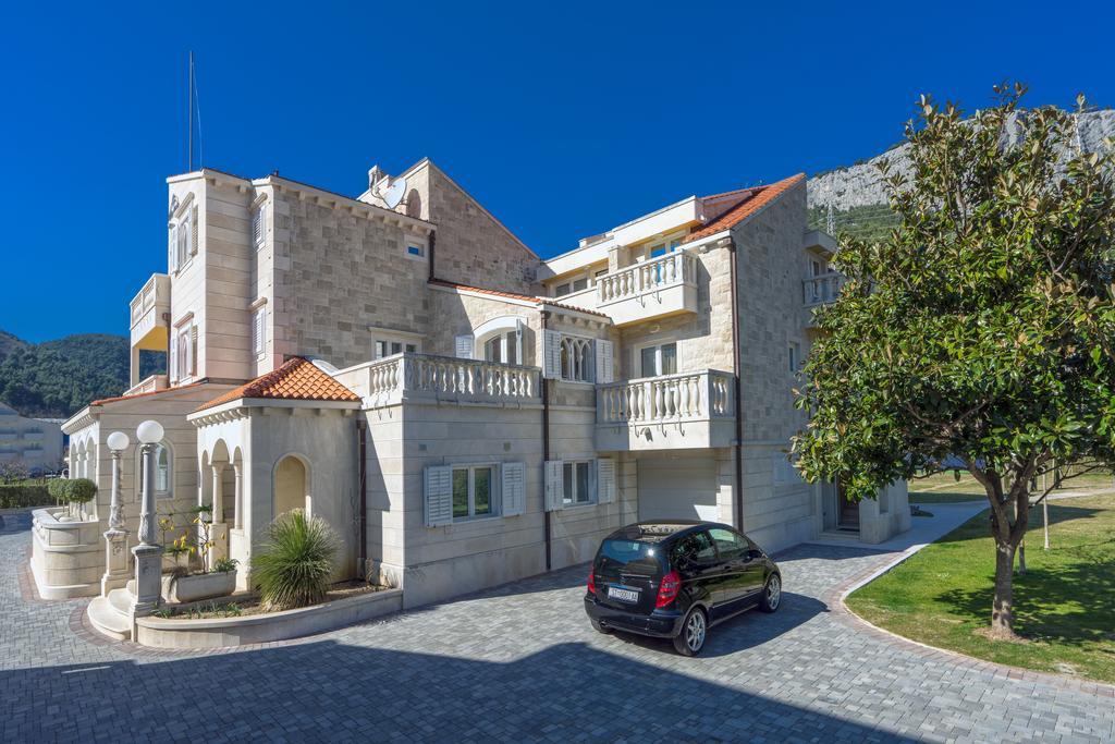 Apartments Anna Omiš Dış mekan fotoğraf